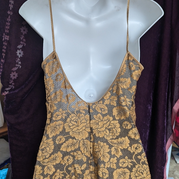 Vintage thick lace slip dress/ lingerie - Picture 3 of 5